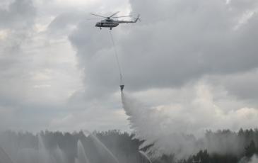 Отработка тушения лесного пожара при помощи авиации