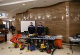 Спасатели Приморского подразделения «ЭКОСПАС» демонстрируют оборудование